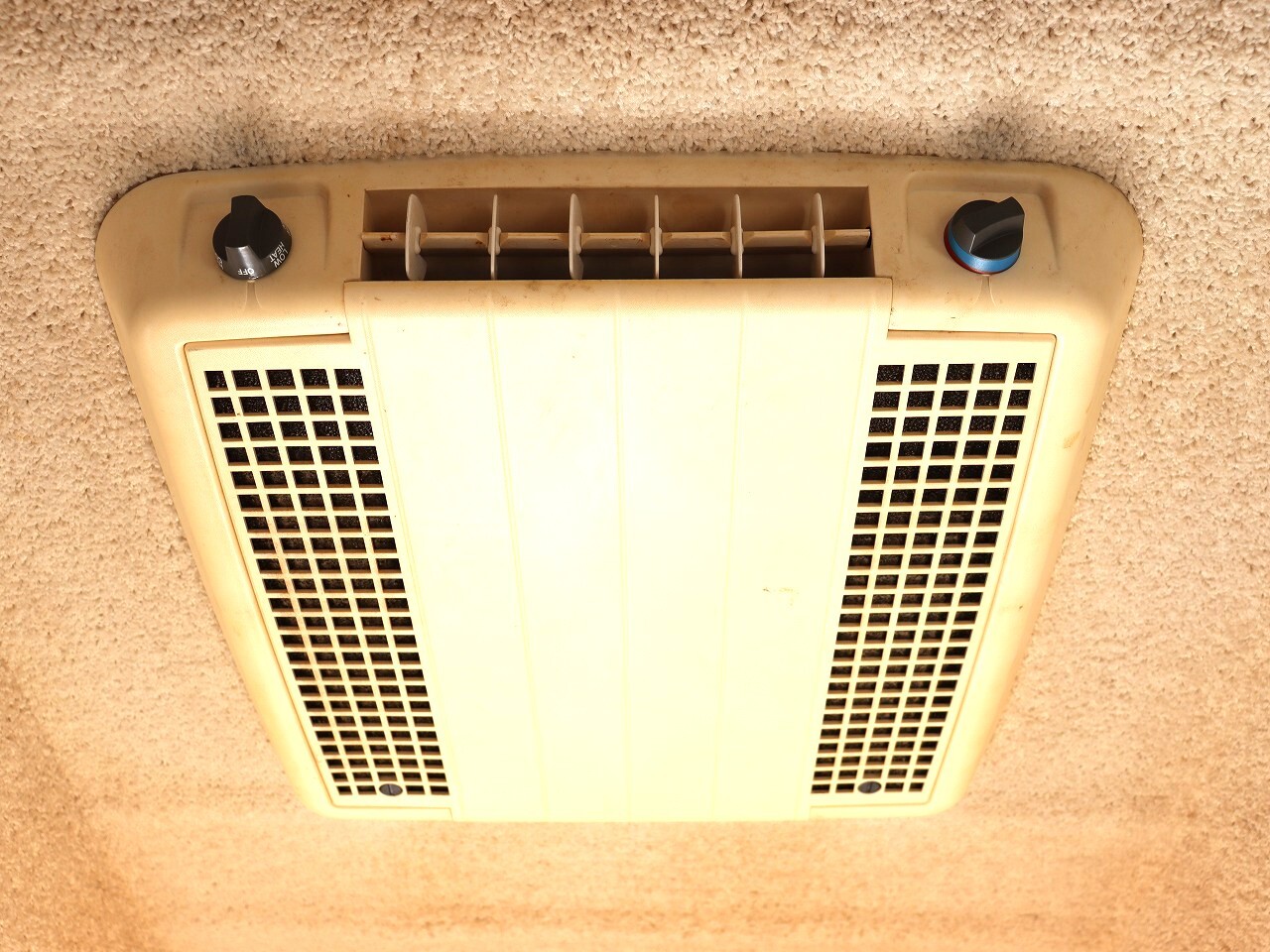 キャンピングカー トレーラー ｶｼｰﾀ ﾃｷｻｽ ﾛﾃﾞｵ 17ft　ﾙｰﾌｸｰﾗｰ