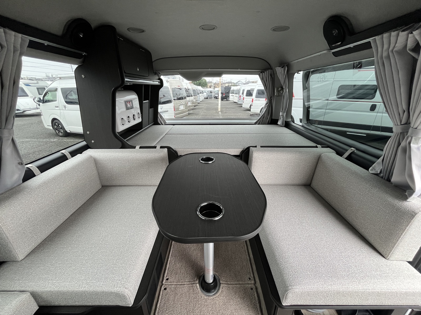 キャンピングカー バンコン FOCS DSｰFｽﾀｲﾙ 展示車 ｵｰﾀﾞｰ受付中