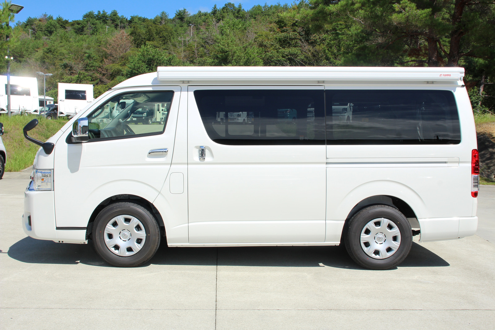 キャンピングカー バンコン ﾊｲｴｰｽ FOCS FIKA 展示車 新規ｵｰﾀﾞｰ受付中