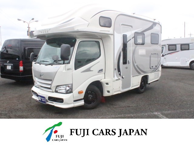 キャンピングカー キャブコン ナッツRV クレア5.0〷エボリューション 700リチウム