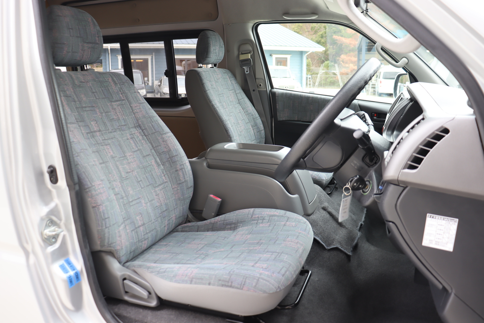 キャンピングカー バンコン ﾊｲｴｰｽ ﾅｯﾂRV ﾍﾟｱ 4WD