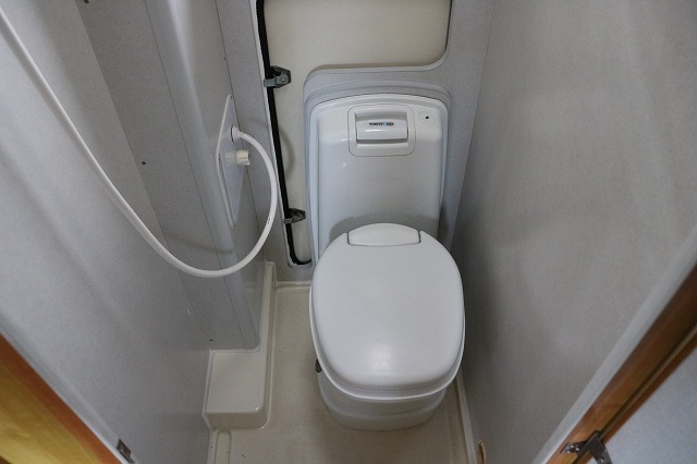 キャンピングカー キャブコン ｶﾑﾛｰﾄﾞ ﾊﾞﾝﾃｯｸ ｼﾞﾙ520 4WD