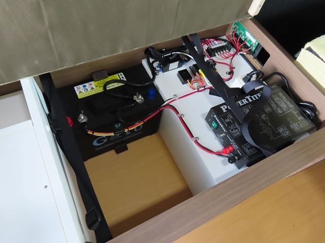 キャンピングカー バンコン NV350ｷｬﾗﾊﾞﾝ ﾊﾀﾅｶ製