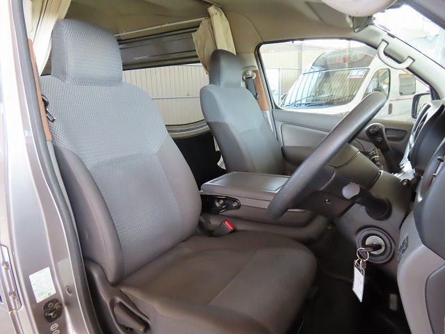 キャンピングカー バンコン NV350ｷｬﾗﾊﾞﾝ ﾊﾀﾅｶ製