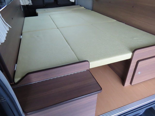 キャンピングカー バンコン NV350ｷｬﾗﾊﾞﾝ ﾊﾀﾅｶ製