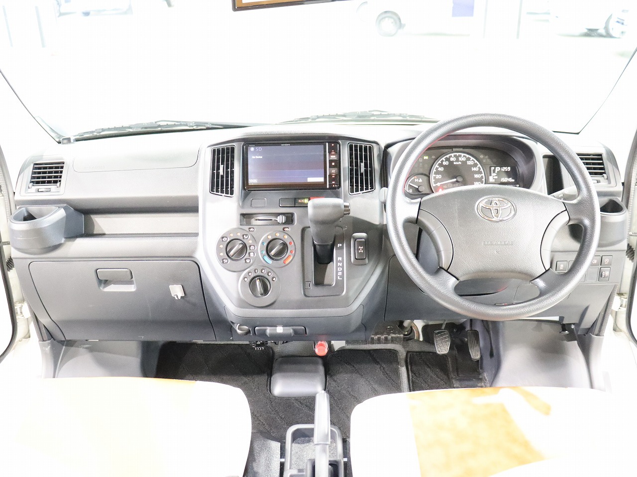 キャンピングカー キャブコン ﾀｳﾝｴｰｽ AZ-MAX ｴﾑﾎﾙｰｳﾞｧ ﾐｱ 4WD