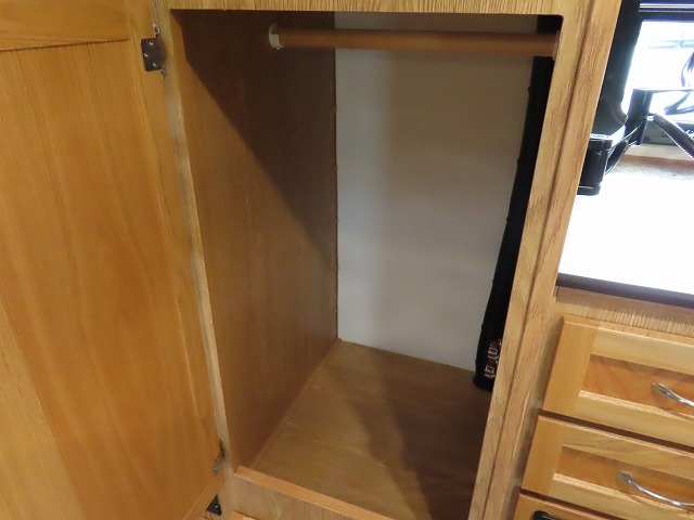 キャンピングカー トレーラー ｴｽｹｰﾌﾟ21 要牽引免許 2軸 ﾙｰﾌAC FFﾋｰﾀｰ