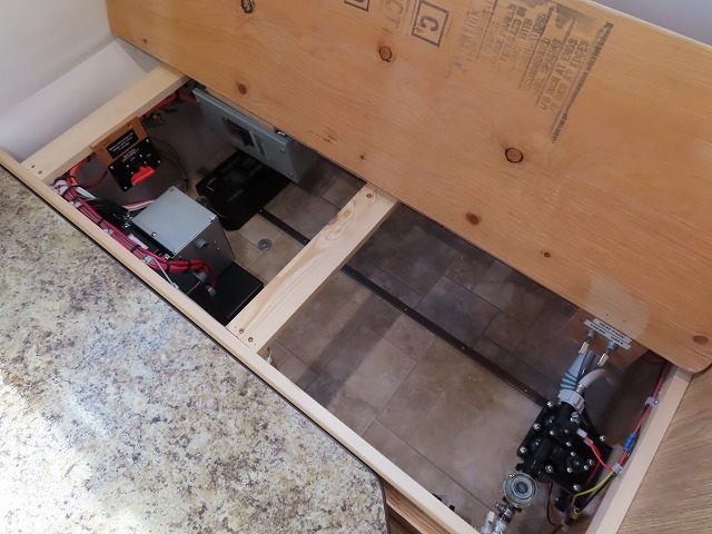 キャンピングカー トレーラー ｴｽｹｰﾌﾟ21 要牽引免許 2軸 ﾙｰﾌAC FFﾋｰﾀｰ