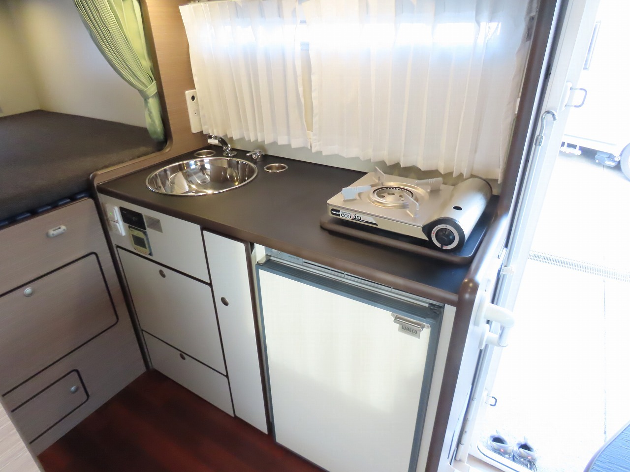 キャンピングカー キャブコン ﾊｲｴｰｽ ｱﾈｯｸｽ ﾘﾊﾞﾃｨNS 家庭用ｴｱｺﾝ4WD