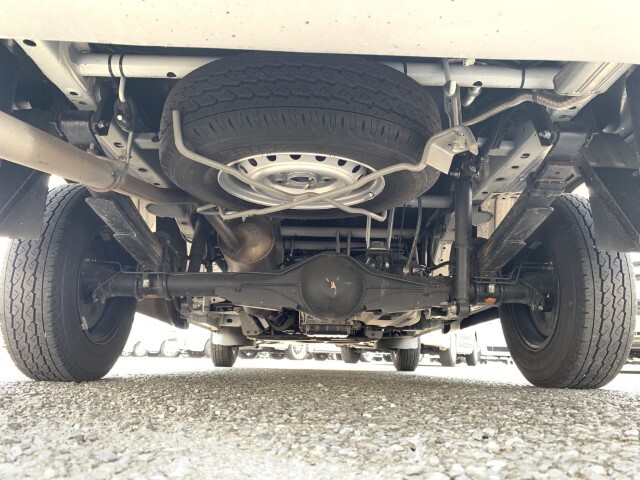 キャンピングカー キャブコン AZ-MAX ｴﾑﾎﾙｰｳﾞｧ ﾎﾟｯﾌﾟUP FFﾋｰﾀｰ