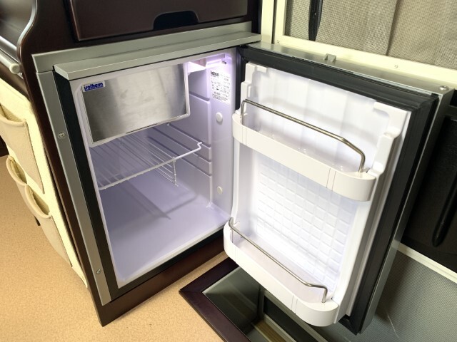 キャンピングカー キャブコン AZ-MAX ｴﾑﾎﾙｰｳﾞｧ ﾎﾟｯﾌﾟUP FFﾋｰﾀｰ