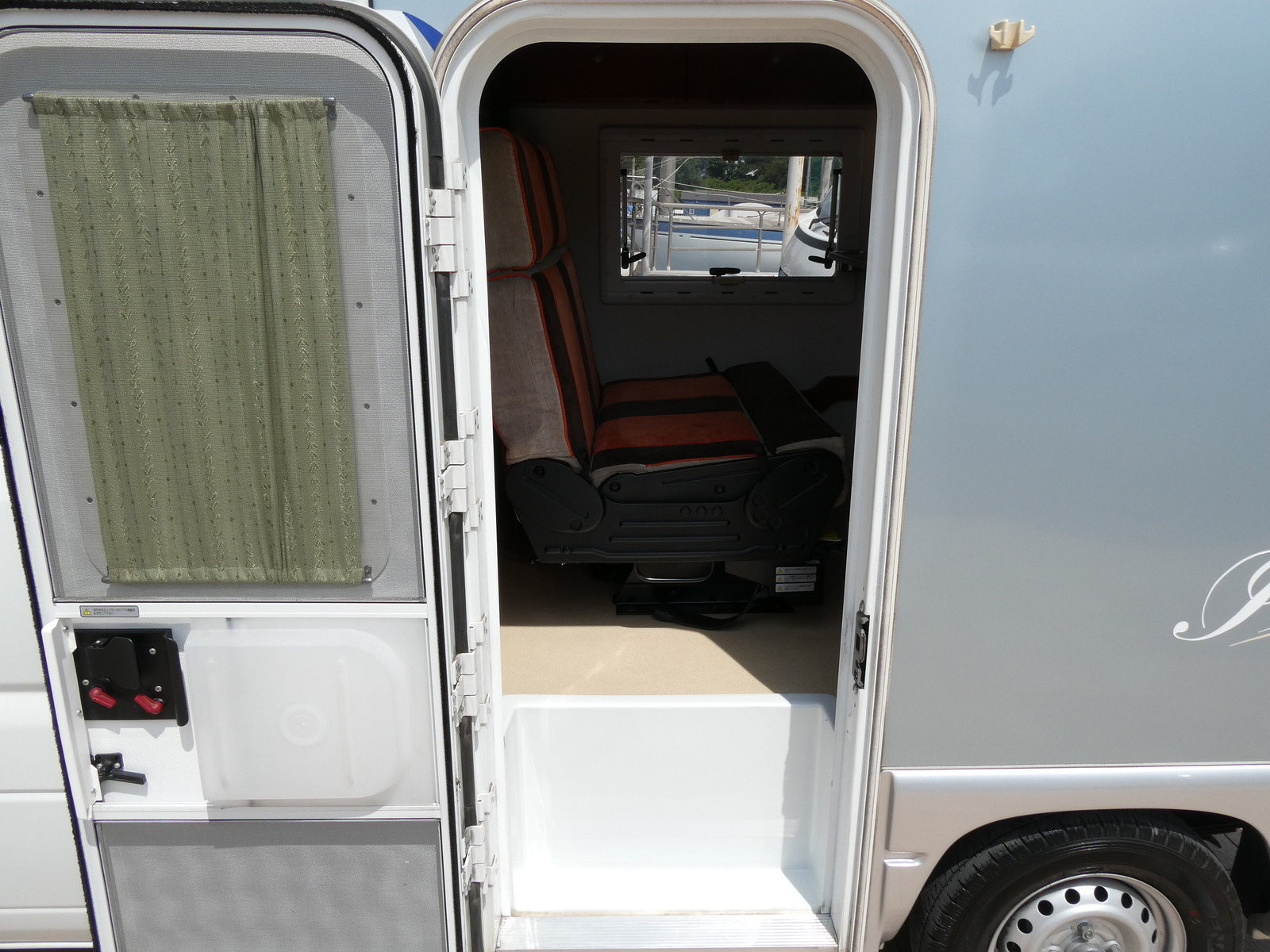 キャンピングカー 軽キャンパー ｲﾝﾃﾞｨｱﾅRV ｲﾝﾃﾞｨ727 FFﾋｰﾀｰ