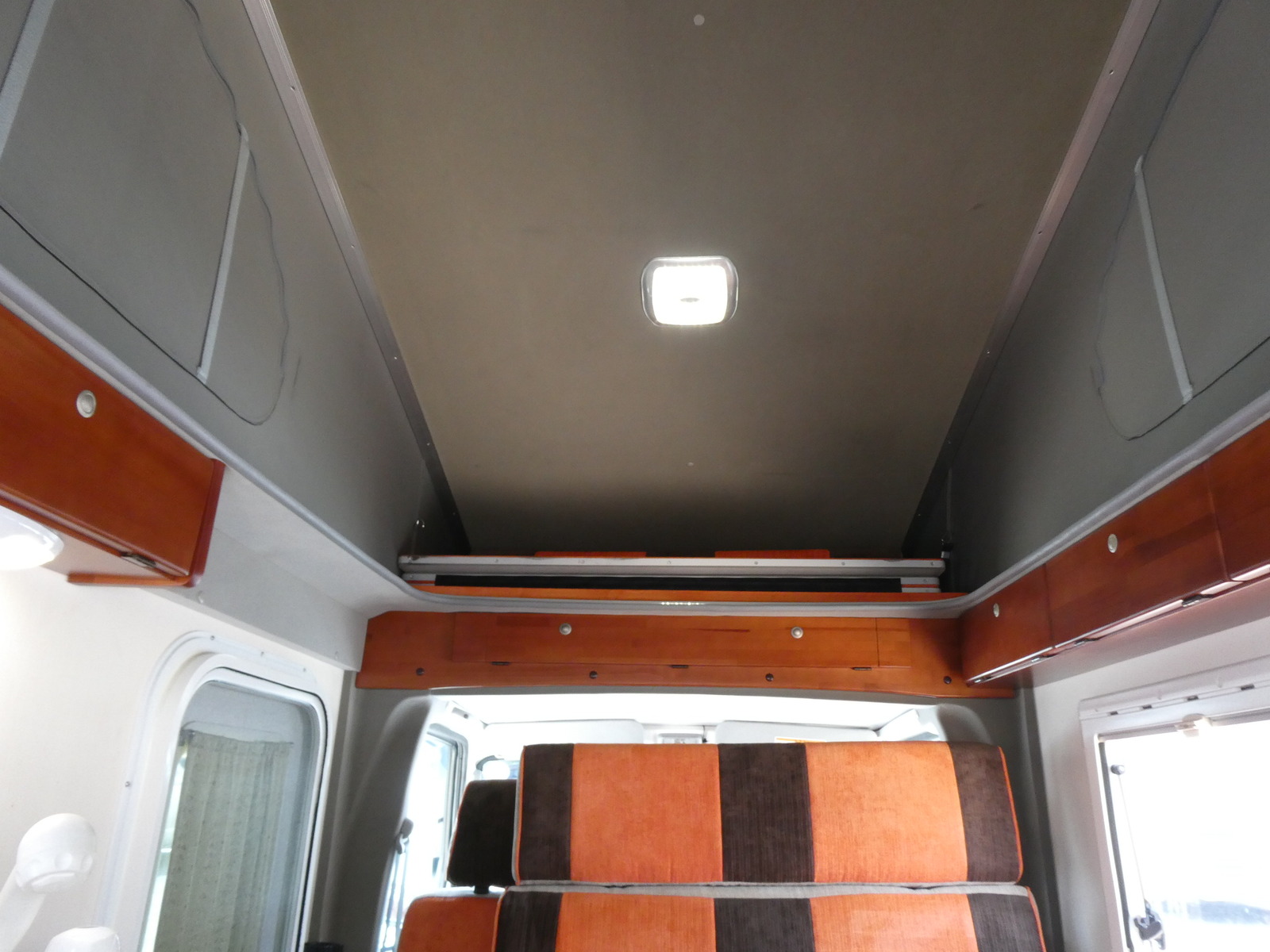 キャンピングカー 軽キャンパー ｲﾝﾃﾞｨｱﾅRV ｲﾝﾃﾞｨ727 FFﾋｰﾀｰ
