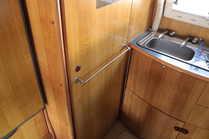 キャンピングカー キャブコン ｶﾑﾛｰﾄﾞ ﾊﾞﾝﾃｯｸ ｼﾞﾙ 4WD　ﾘﾁｳﾑ　家庭用