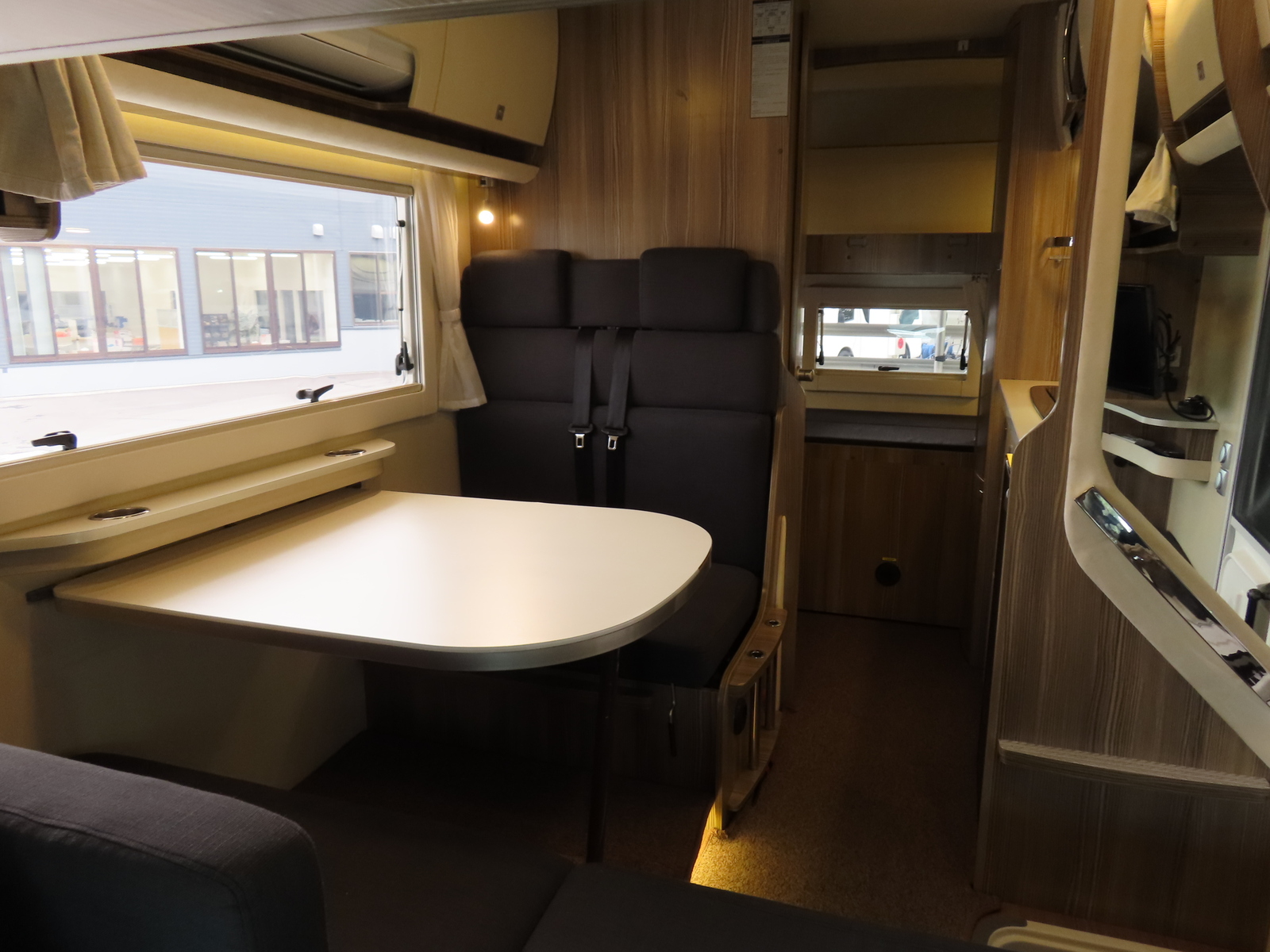 キャンピングカー キャブコン ｶﾑﾛｰﾄﾞ ﾊﾞﾝﾃｯｸ ｼﾞﾙ520 4WD