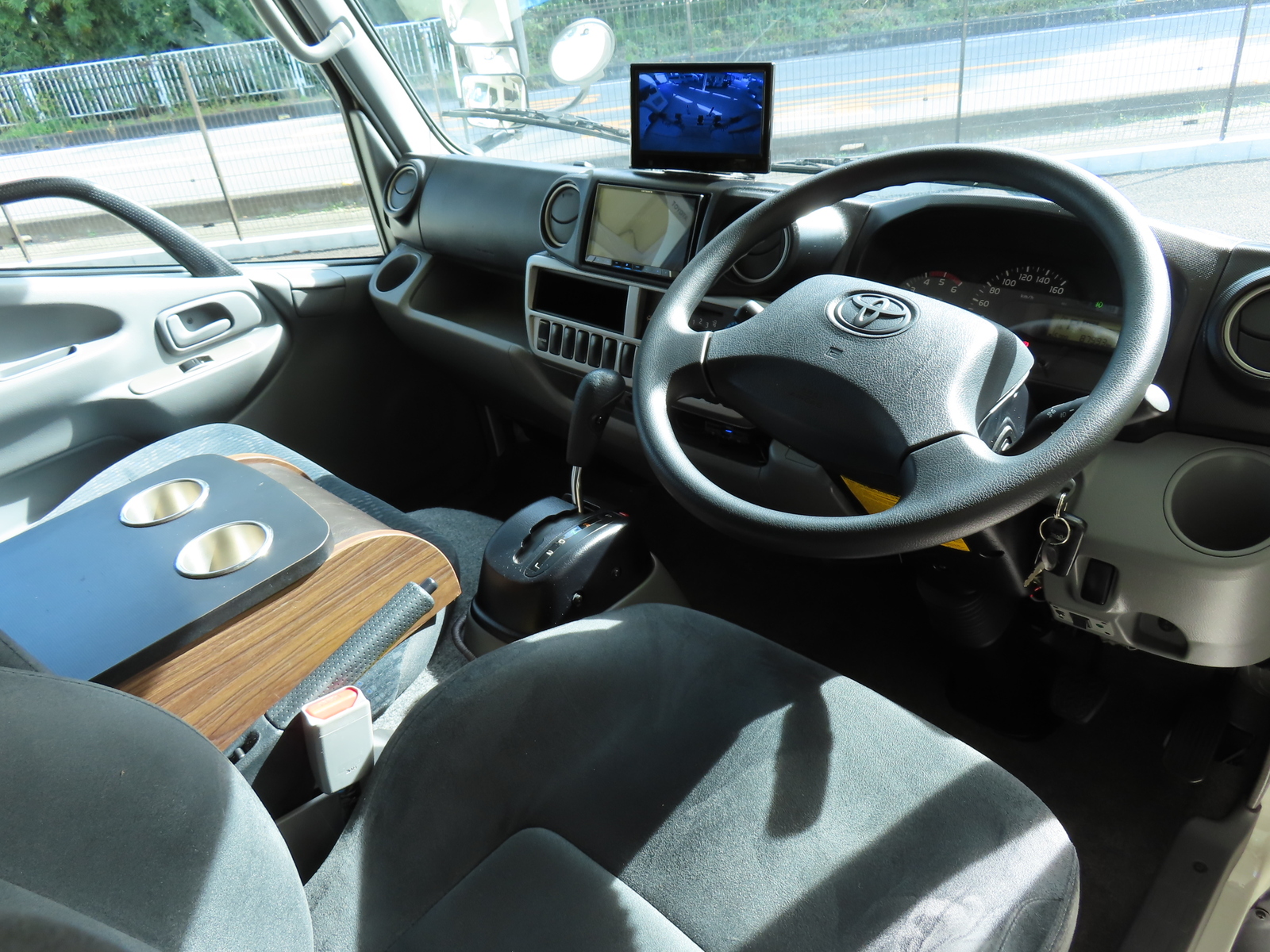 キャンピングカー キャブコン ｶﾑﾛｰﾄﾞ ﾊﾞﾝﾃｯｸ ｼﾞﾙ520 4WD