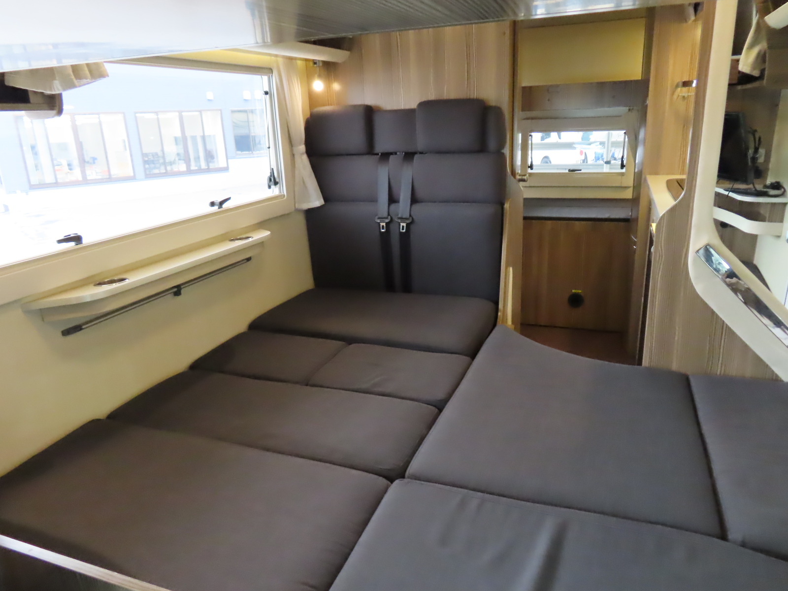 キャンピングカー キャブコン ｶﾑﾛｰﾄﾞ ﾊﾞﾝﾃｯｸ ｼﾞﾙ520 4WD