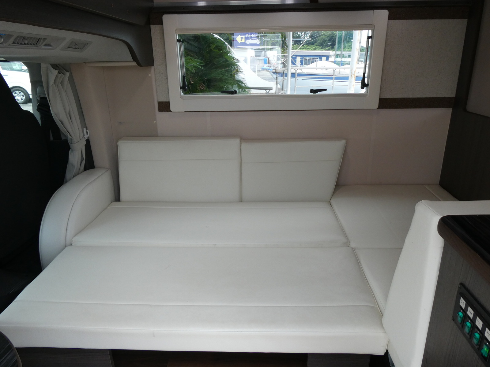 キャンピングカー キャブコン ﾊｲｴｰｽ ｾｷｿｰ ﾄﾑ200L