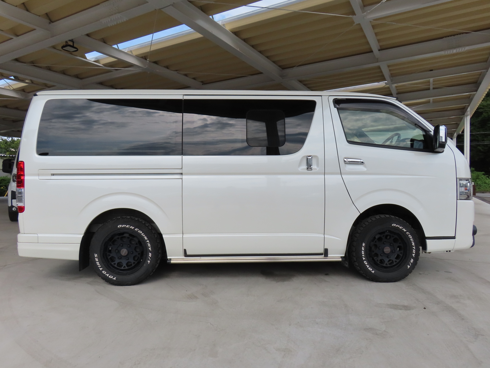 キャンピングカー バンコン ﾊｲｴｰｽ ｱﾙﾄﾋﾟｱｰﾉ 基本電源ﾕﾆｯﾄ