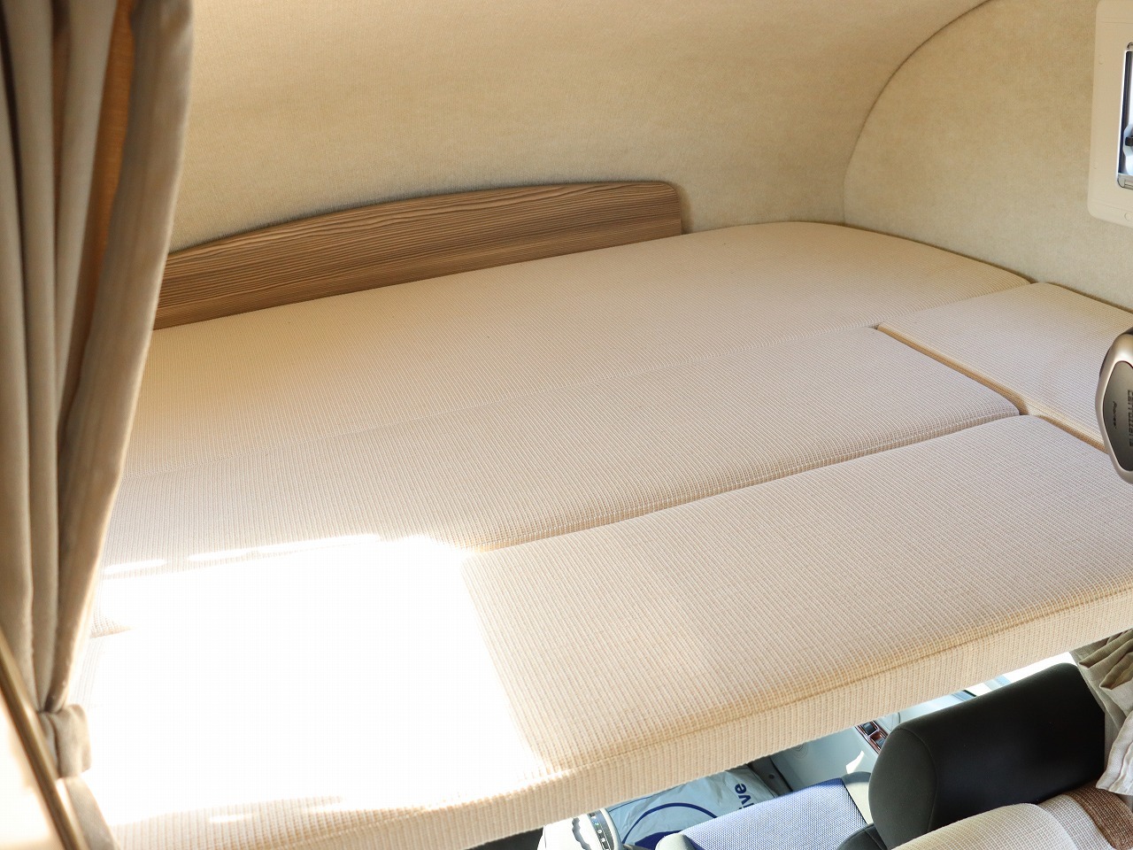 キャンピングカー キャブコン ｶﾑﾛｰﾄﾞ ﾊﾞﾝﾃｯｸ ｼﾞﾙﾉｰﾌﾞﾙ　家庭用ｴｱｺﾝ