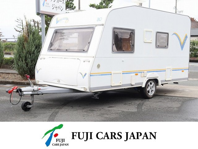 キャンピングカー トレーラー クナウス ポルト6リミテッド ウインドウエアコン