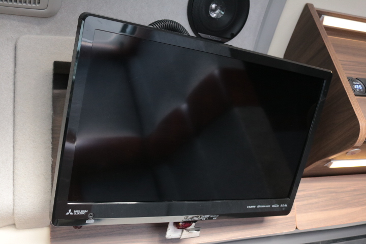 キャンピングカー バンコン ﾊｲｴｰｽ ﾚｸﾋﾞｨ ﾄｯﾌﾟｾｲﾙｽｰﾍﾟﾘｱ　FF　ﾚ