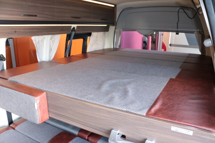 キャンピングカー バンコン ﾊｲｴｰｽ ﾚｸﾋﾞｨ ﾄｯﾌﾟｾｲﾙｽｰﾍﾟﾘｱ　FF　ﾚ