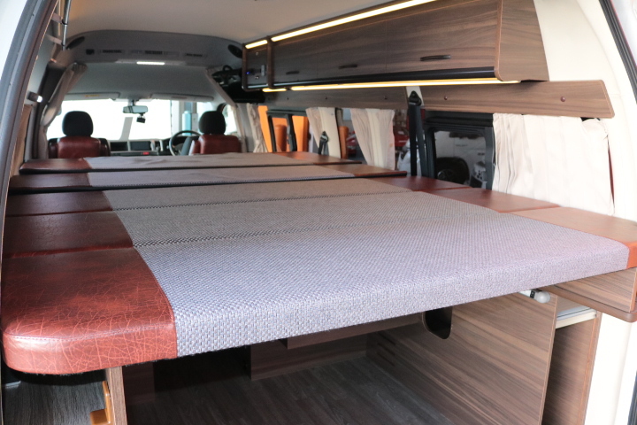 キャンピングカー バンコン ﾊｲｴｰｽ ﾚｸﾋﾞｨ ﾄｯﾌﾟｾｲﾙｽｰﾍﾟﾘｱ　FF　ﾚ