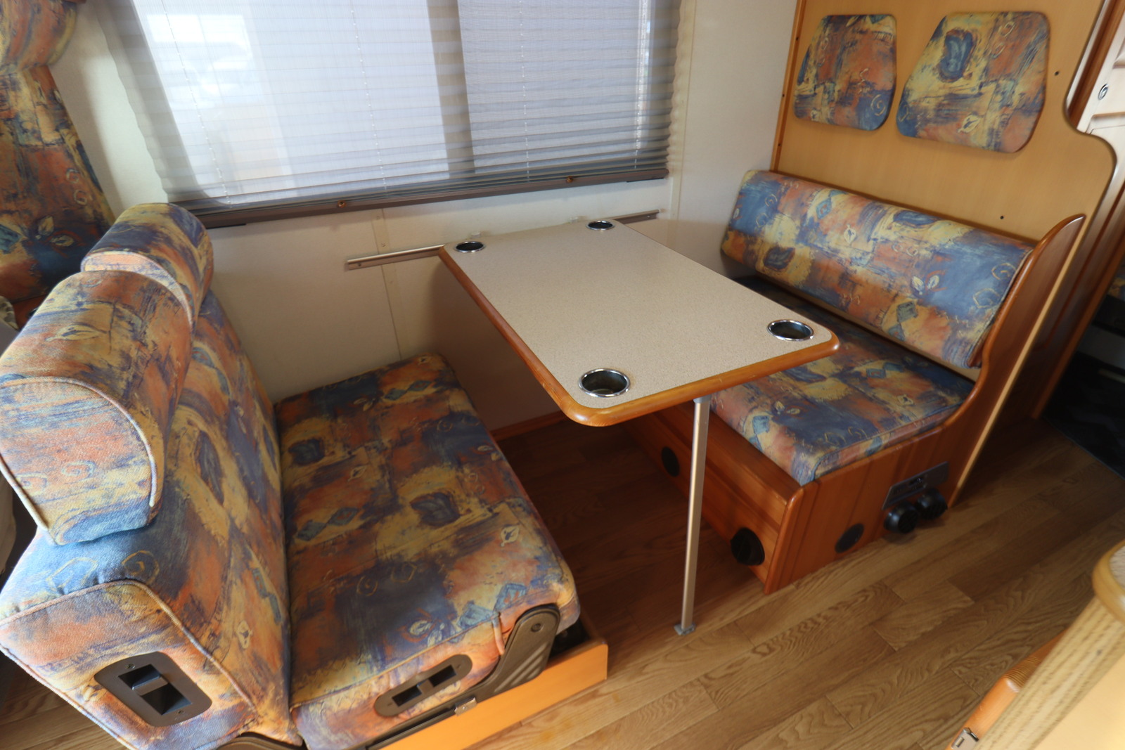 キャンピングカー キャブコン ｸﾞﾗﾝﾄﾞﾊｲｴｰｽ ﾅｯﾂRV ｸﾞﾗﾝﾂDD 4WD