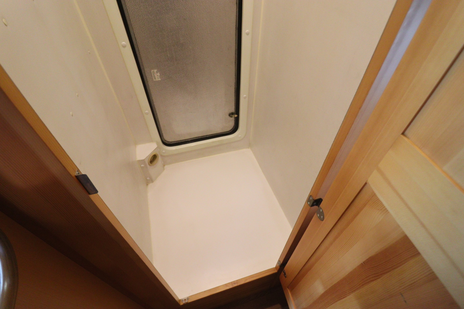 キャンピングカー キャブコン ｸﾞﾗﾝﾄﾞﾊｲｴｰｽ ﾅｯﾂRV ｸﾞﾗﾝﾂDD 4WD