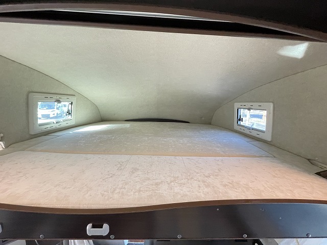 キャンピングカー キャブコン ｶﾑﾛｰﾄﾞ ﾊﾞﾝﾃｯｸ ｼﾞﾙ520