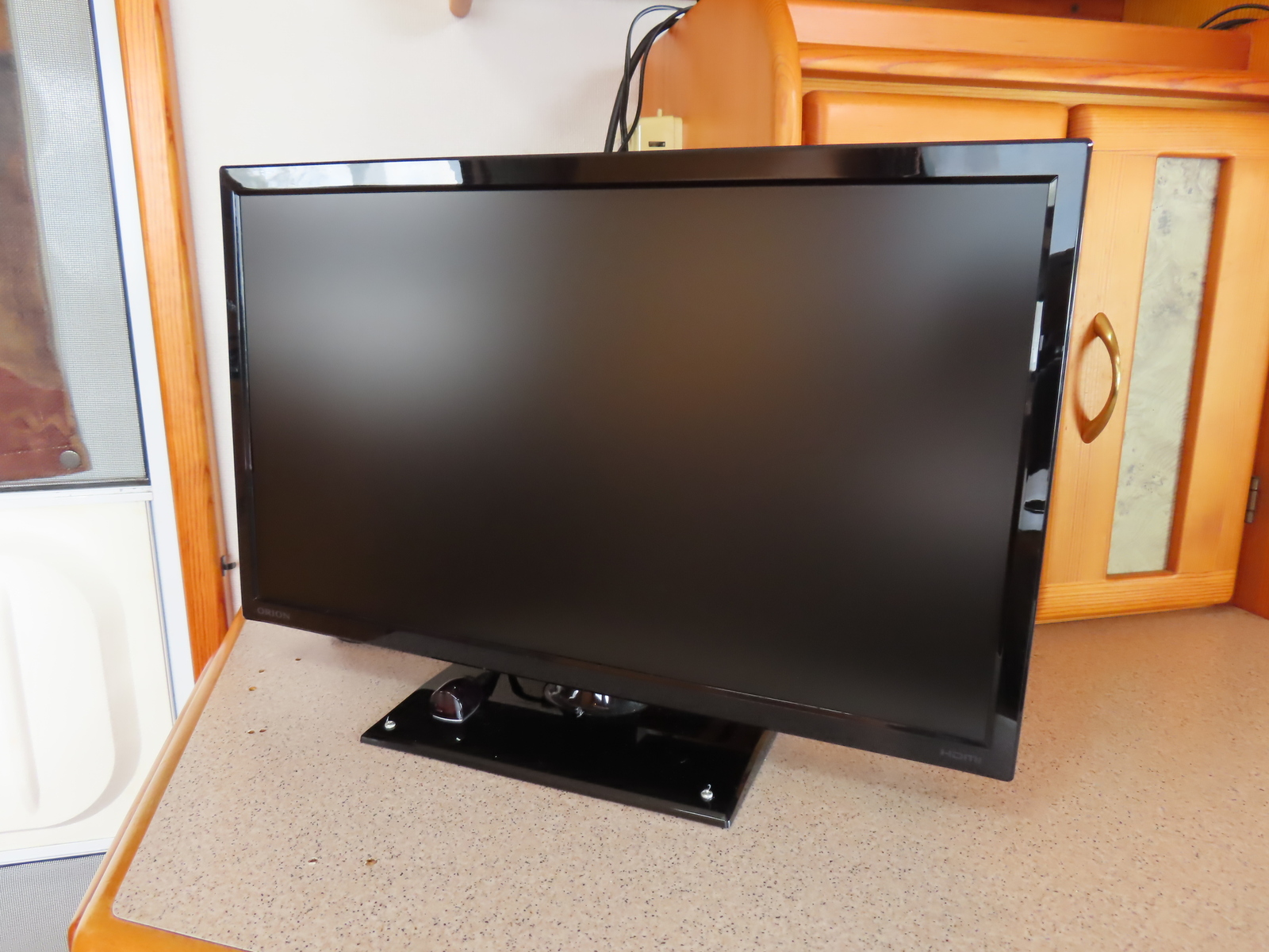 キャンピングカー キャブコン ｶﾑﾛｰﾄﾞ ｸﾞﾛｰﾊﾞﾙｷﾝｸﾞ5.3WD FFﾋｰﾀｰ