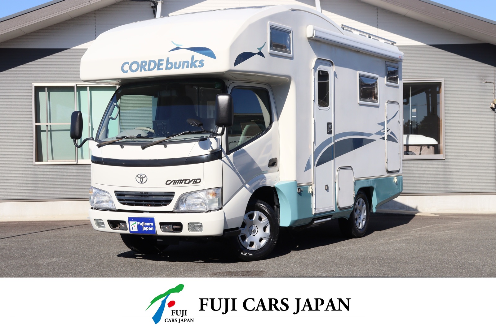 キャンピングカー キャブコン カムロード バンテック コルドバンクス 2.5DT