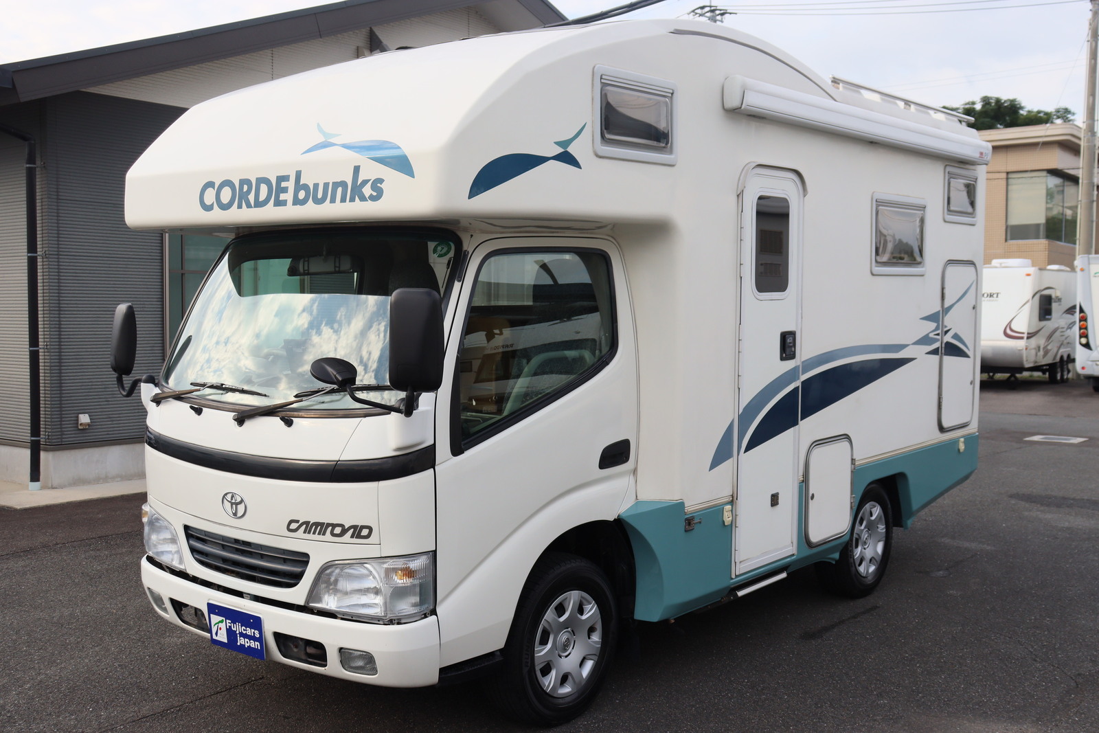 キャンピングカー キャブコン ｶﾑﾛｰﾄﾞ ﾊﾞﾝﾃｯｸ ｺﾙﾄﾞﾊﾞﾝｸｽ 2.5DT