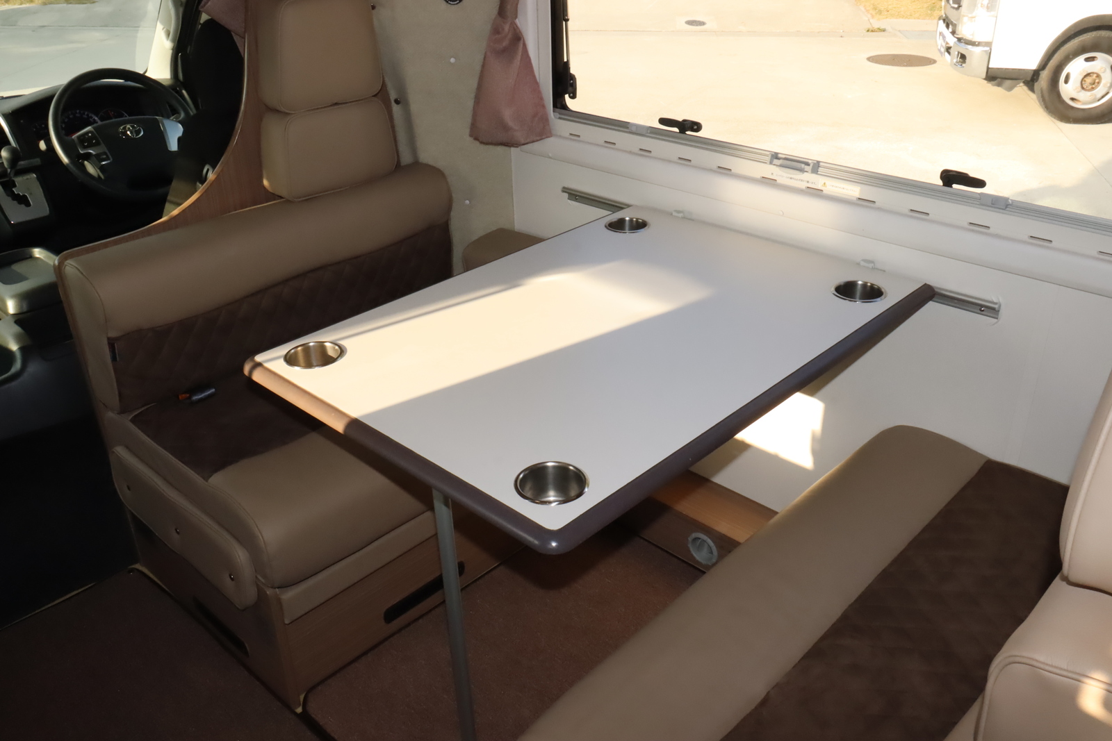 キャンピングカー キャブコン ﾊｲｴｰｽ ﾌｧﾝﾙｰﾁｪ ｾﾚﾝｹﾞﾃｨ