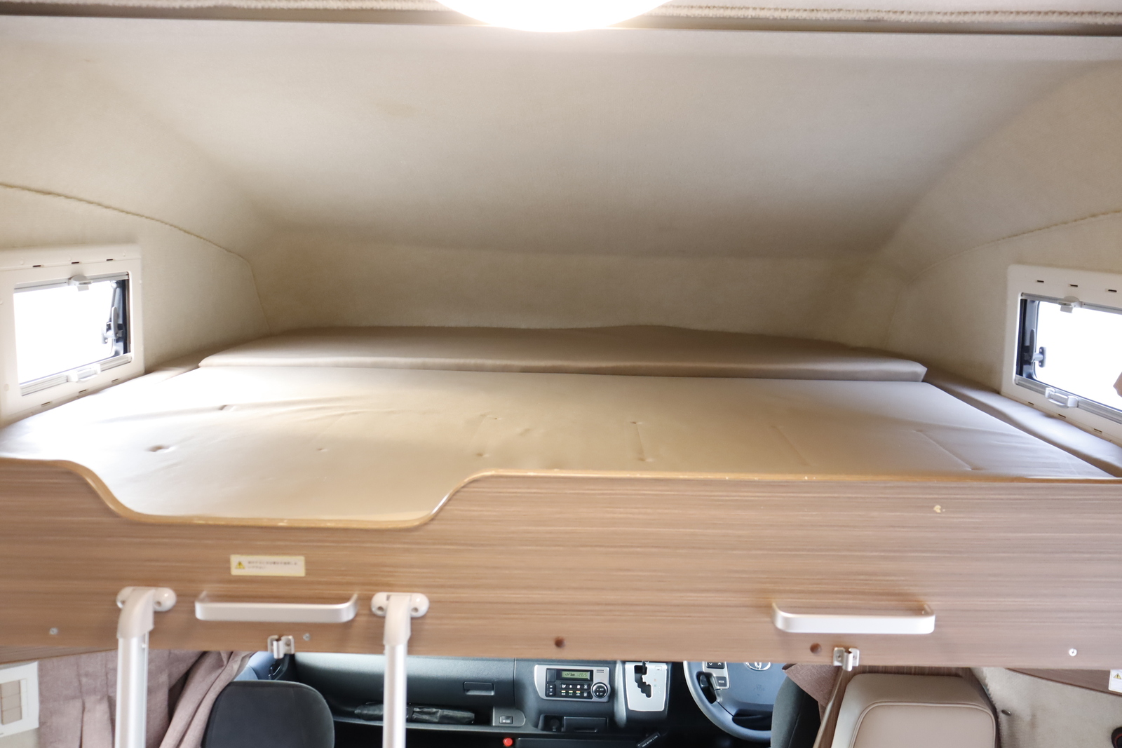 キャンピングカー キャブコン ﾊｲｴｰｽ ﾌｧﾝﾙｰﾁｪ ｾﾚﾝｹﾞﾃｨ