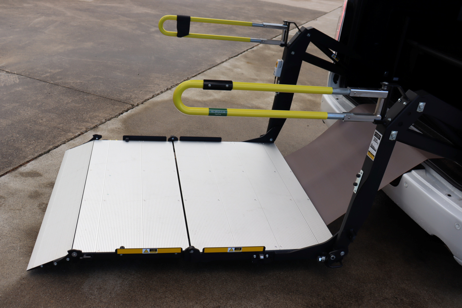 トヨタ ハイエース ｽｰﾊﾟｰGL ﾍﾞｯﾄﾞｷｯﾄ 和光ﾘﾌﾄ付