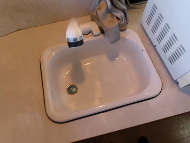 キャンピングカー キャブコン ﾎﾞﾝｺﾞ AtoZ ｱﾚﾝ　FFﾋｰﾀｰ　ﾀｲﾍﾞﾙ交換済