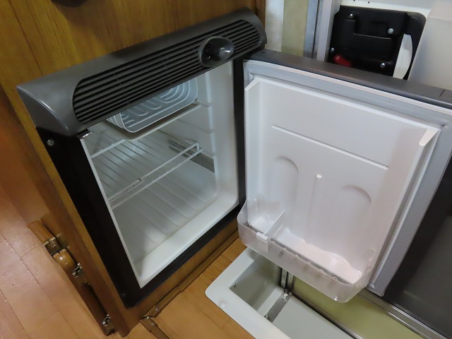 キャンピングカー キャブコン ﾎﾞﾝｺﾞ AtoZ ｱﾚﾝ　FFﾋｰﾀｰ　ﾀｲﾍﾞﾙ交換済