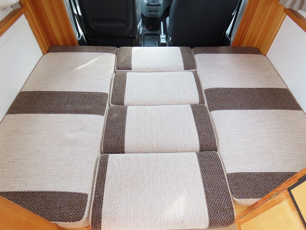 キャンピングカー キャブコン NV200ﾊﾞﾈｯﾄ　AtoZ製 ｱﾙﾌｧ