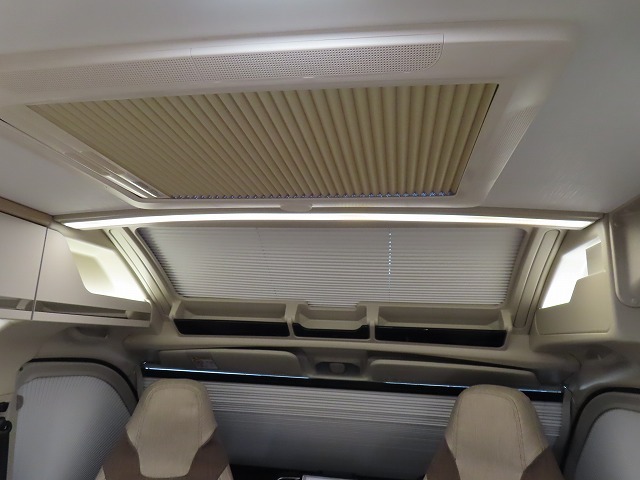 キャンピングカー バンコン ﾃﾞｭｶﾄ　ﾛｰﾗｰﾁｰﾑﾘﾋﾞﾝｸﾞｽﾄｰﾝKJ　新車即納