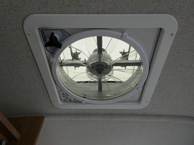 キャンピングカー ハイエース ｷｬﾝﾊﾟｰ鹿児島 ﾚﾑﾌｫﾚｽﾄ