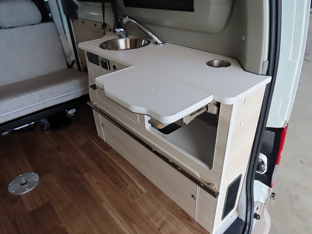 キャンピングカー バンコン NV200ﾊﾞﾈｯﾄ ｱﾈｯｸｽ ｶﾇﾚ