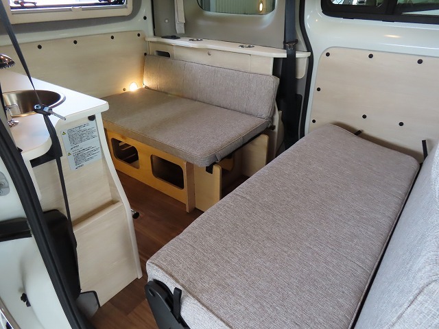 キャンピングカー バンコン NV200ﾊﾞﾈｯﾄ ｱﾈｯｸｽ ｶﾇﾚ