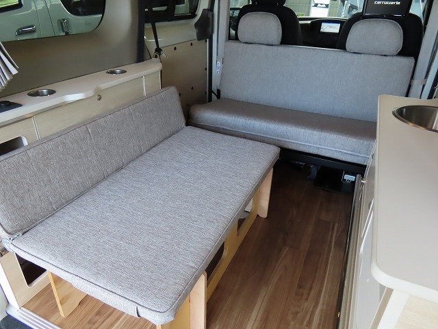 キャンピングカー バンコン NV200ﾊﾞﾈｯﾄ ｱﾈｯｸｽ ｶﾇﾚ