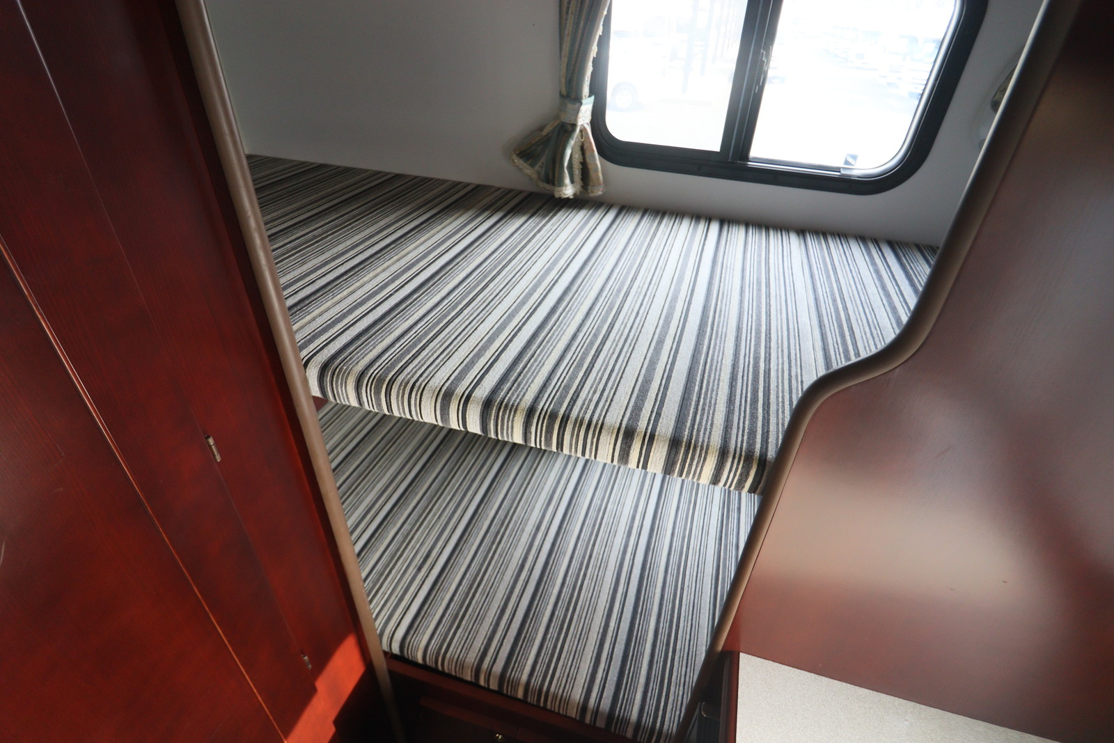 キャンピングカー キャブコン ｶﾑﾛｰﾄﾞ ﾅｯﾂRV ｸﾚｿﾝﾎﾞｰﾀﾞｰ 軽油