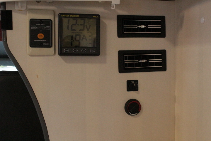 キャンピングカー キャブコン ﾊﾞﾈｯﾄ ﾅｯﾂRV ﾏｯｼｭ ﾀｲﾌﾟX　FF　ｿｰﾗｰ