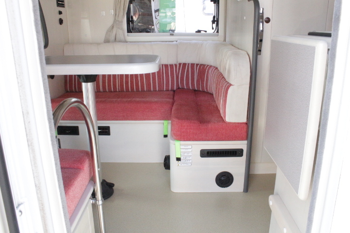 キャンピングカー キャブコン ﾊﾞﾈｯﾄ ﾅｯﾂRV ﾏｯｼｭ ﾀｲﾌﾟX　FF　ｿｰﾗｰ