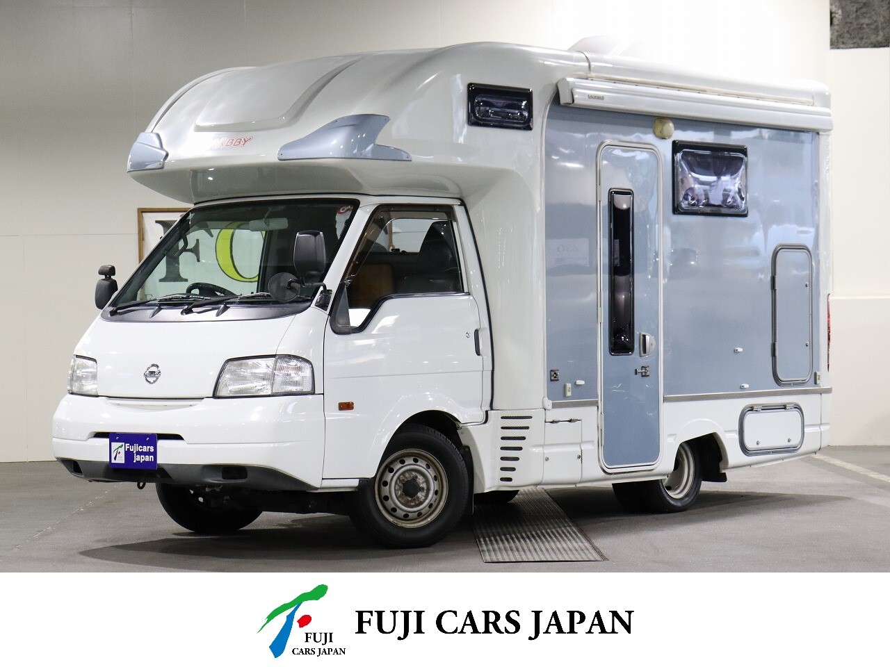 キャンピングカー キャブコン バネット 東和モータース カービィ　4WD　FFヒーター