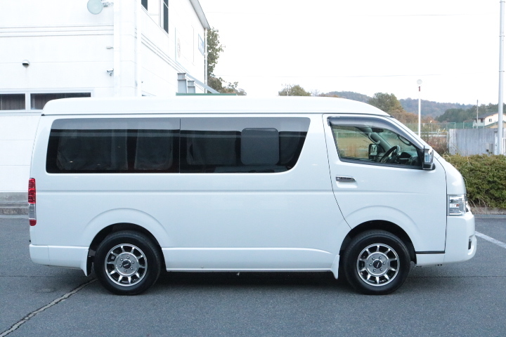 キャンピングカー バンコン ﾊｲｴｰｽ ﾚｸﾋﾞｨ ｳﾞｫｰﾉ 4WD　FF　電子ﾚﾝｼﾞ